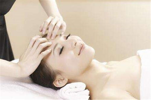 美容院加盟费用解析及服务内容概述